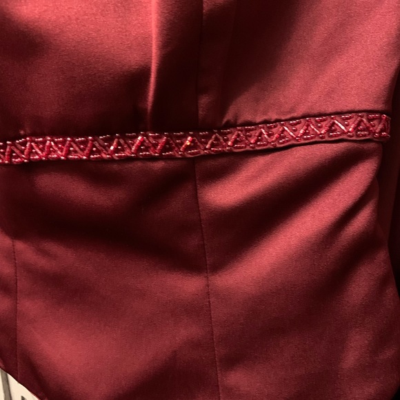 NEW! MORI LEE BURGUNDY RED TOP & SKIRT FORMAL PROM DRESS EVENING GOWN - Picture 11 of 15